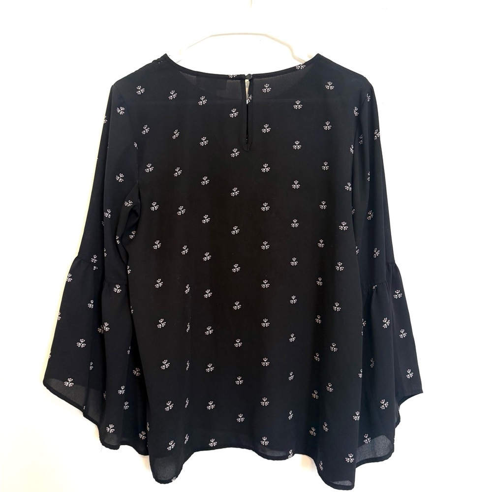 2/$30 LOFT Black Pink Floral Bell Sleeve Blouse Size Small - Picture 8 of 9